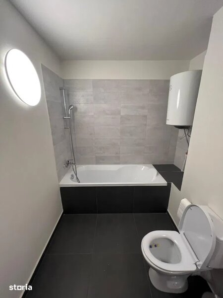Bulevardul Unirii, ultracentral, apartament 4 camere 93 mp.