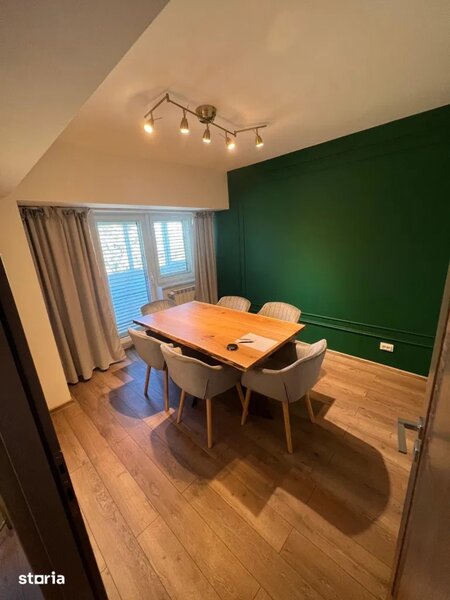 Bulevardul Unirii, ultracentral, apartament 4 camere 93 mp.