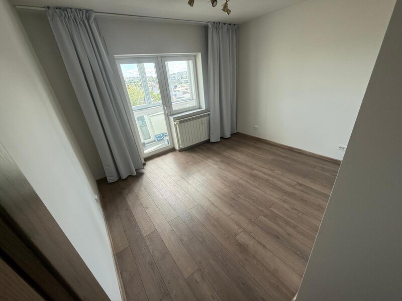 Bulevardul Unirii, ultracentral, apartament 4 camere 93 mp.